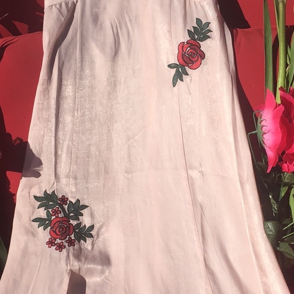 Slip Dress Maxi Champagne Floral Maxi Dress NWOT Medium Brunch Dress - Picture 3 of 8